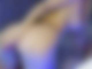 Live cam show with KarmaArms - Oil on Camsoda