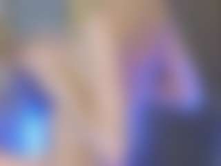 Live cam show with KarmaArms - Slap on Camsoda