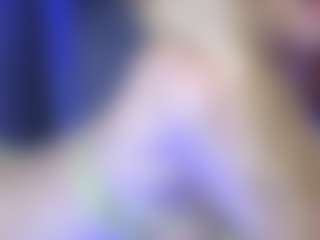 Live cam show with KarmaArms - Butt Plug on livesuperchat.net
