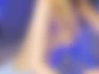 Live cam show with KarmaArms - Teasing on Camsoda