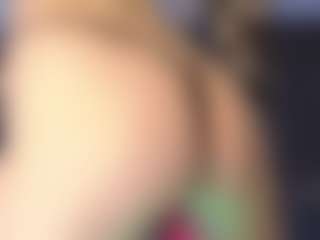 Live cam show with KarmaArms - Tittyfuck on Dolls Live