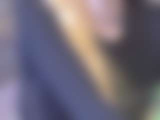 Live cam show with KarmaArms - Teasing on luckytryst.com