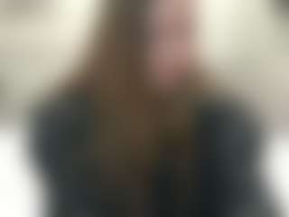 LonaLardin's Live Sex Cam Show
