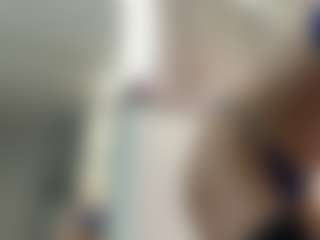 Live cam show with LonaLardin - Tiny Tits on SmokeAndPoke