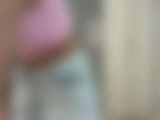 Live cam show with LonaLardin - Massage on eurowanks.com