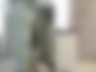 Live cam show with LonaLardin - Thin on SquirtSoMuch