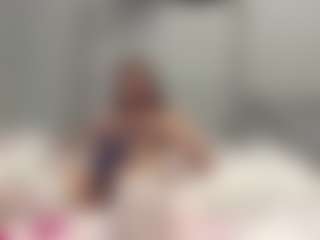 Live cam show with LonaLardin - Cuckold on SpunkLive