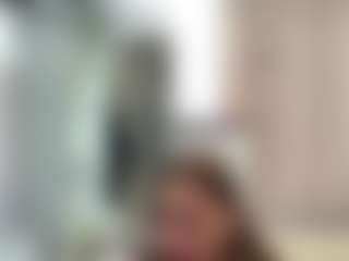 LonaLardin's Live Sex Cam Show