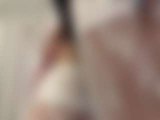 Live cam show with LonaLardin - Thin on fapnchat