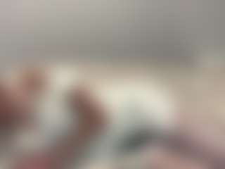 LonaLardin's Live Sex Cam Show