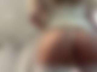 LonaLardin's Live Sex Cam Show