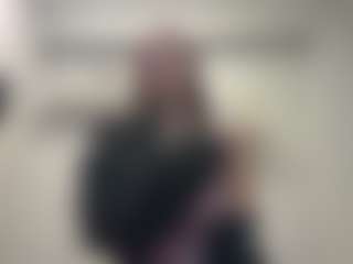 Live cam show with LonaLardin - Ass Bouncing on camwithhim.com