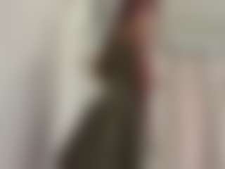 LonaLardin's Live Sex Cam Show