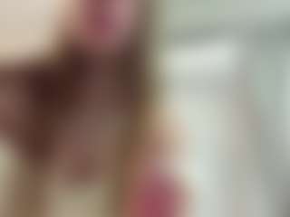 LonaLardin's Live Sex Cam Show
