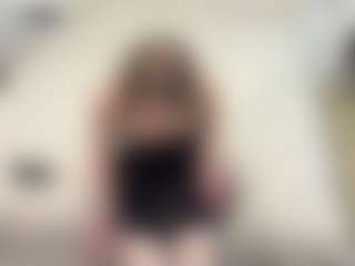 Live cam show with LonaLardin - Normal on sexylive.show