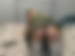 Live cam show with LonaLardin - Thin on Hubzter Live