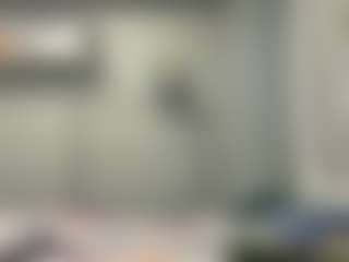 LonaLardin's Live Sex Cam Show