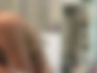 Live cam show with LonaLardin - Normal on Camsoda