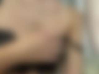 LonaLardin's Live Sex Cam Show
