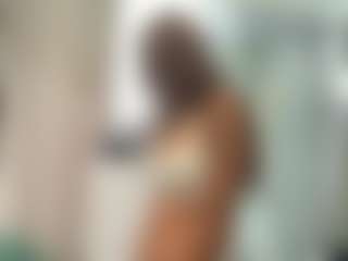 Live cam show with LonaLardin - College on Mixed Magazine Live