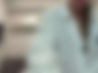 LonaLardin's Live Sex Cam Show