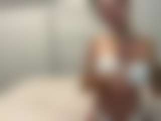 LonaLardin's Live Sex Cam Show