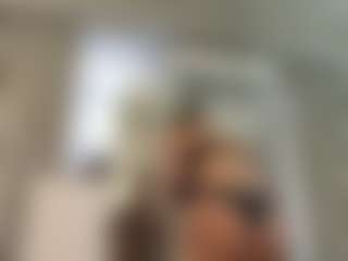 Live cam show with LonaLardin - Green Eyes on Camsoda