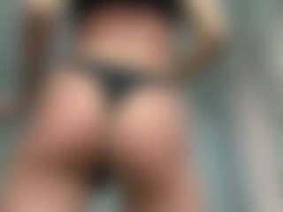 Live cam show with LonaLardin - Lesbian on Hubzter Live