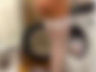 LonaLardin's Live Sex Cam Show