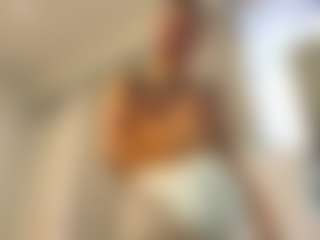 Live cam show with LonaLardin - Lesbian on Streamer API
