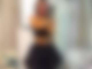 LonaLardin's Live Sex Cam Show