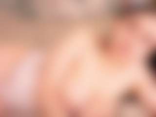MechelleSchirmer's Live Sex Cam Show