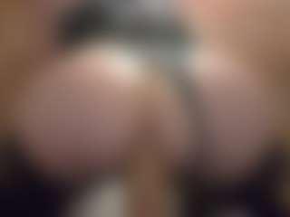 Live cam show with Renbooty00 - Anal Toys on Latina Girls