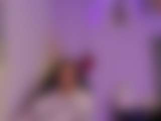 Live cam show with MillyFerrer1 - Moaning on Free Soda