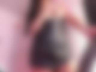 Live cam show with valery-quinn - Brown Eyes on CamSodaAdn
