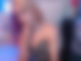Live cam show with Zafir-Evans - Teen (18+) on livesuperchat.net