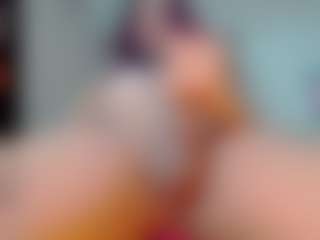 Spettacolo in cam dal vivo con Abby-Whitt - Average su Camsoda