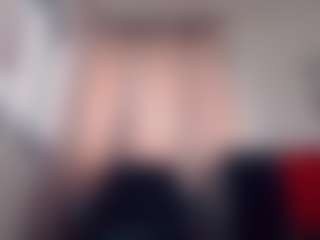 Live cam show with Abby-Whitt - Average on Camming Site