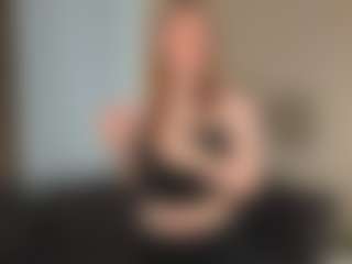 Live cam show with ChanteClingan - Nature on Camming Site