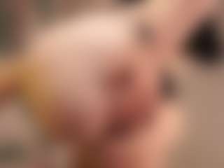 EstelleAshline's Live Sex Cam Show