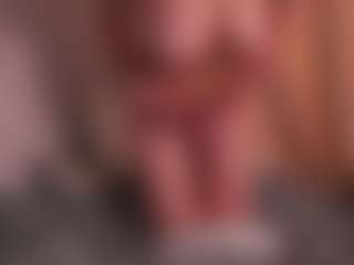 LoretaLouria's Live Sex Cam Show