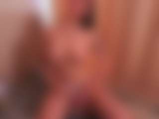 Live cam show with LoretaLouria - Foot Fetish on Camsoda Late Night