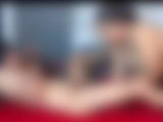 Live cam show with LunandCarlos - Handjob on madthumbs