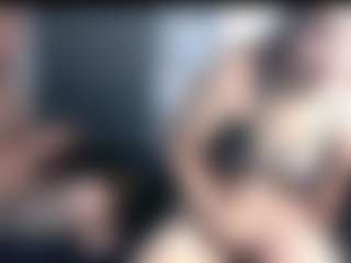 Live cam show with LunandCarlos - Smoking on Latina Girls