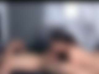 Live cam show with LunandCarlos - Cock Rating on sexylivex.com