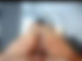 Live cam show with LunandCarlos - Smoking on Camsoda