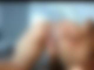 Live cam show with LunandCarlos - Handjob on Camsoda