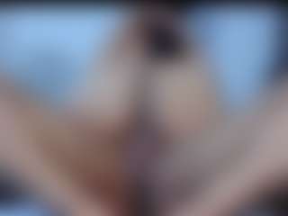 Live cam show with LunandCarlos - Handjob on Camsoda