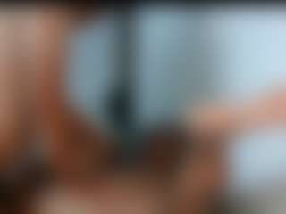 Live cam show with LunandCarlos - Blowjob on Fling VIP Chat