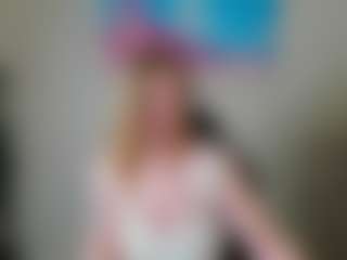 Live cam show with Margo - Joi on liverealitysex.com